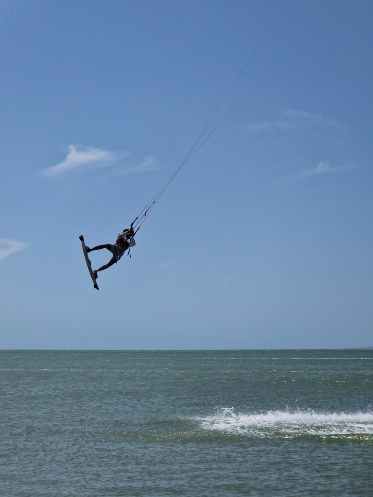 Villa Sethawadi Hotel And Kitesurf Centre 卡尔皮蒂耶 外观 照片