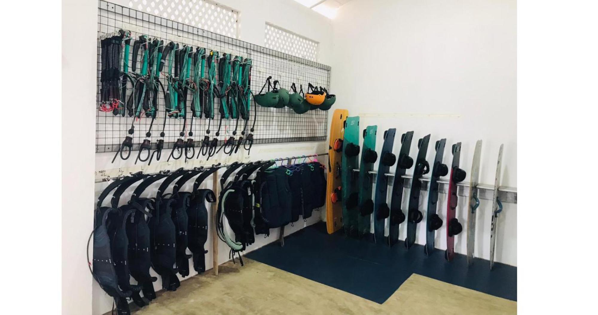 Villa Sethawadi Hotel And Kitesurf Centre 卡尔皮蒂耶 外观 照片